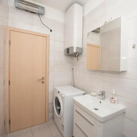 Sunny Attic With Balcony & Modern With Outdoor Area, No Balcony Apartment *