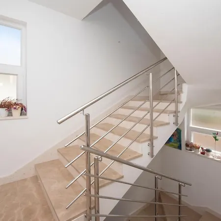 Sunny Attic With Balcony & Modern With Outdoor Area, No Balcony Apartment
